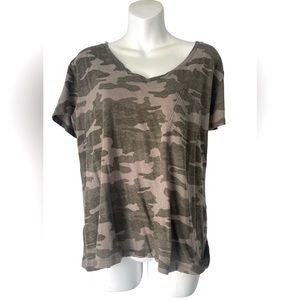 Camo V-Neck Short Sleeve